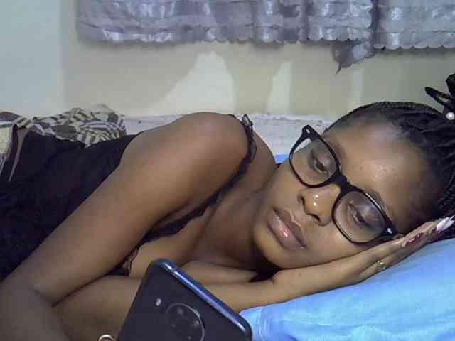 Ebonysly webcam