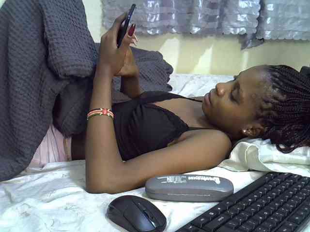 Ebonysly webcam