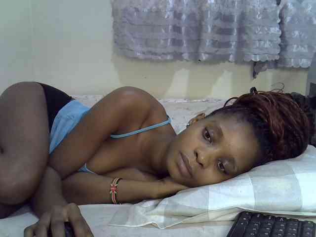 Ebonysly webcam