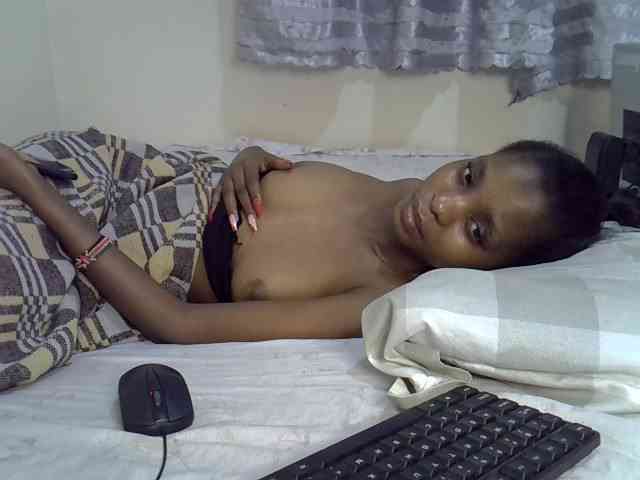 Ebonysly webcam
