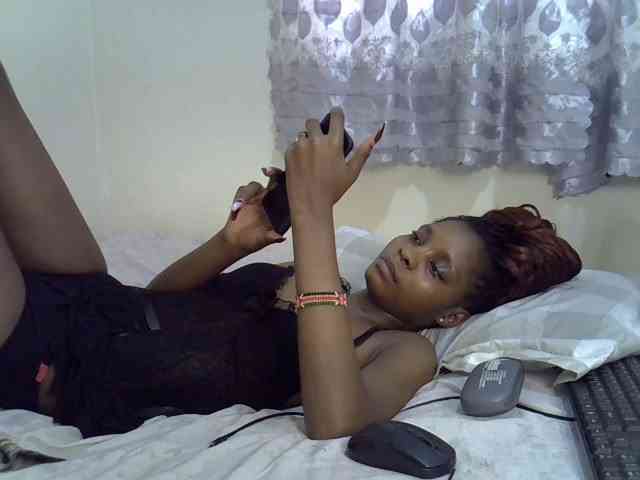 Ebonysly webcam