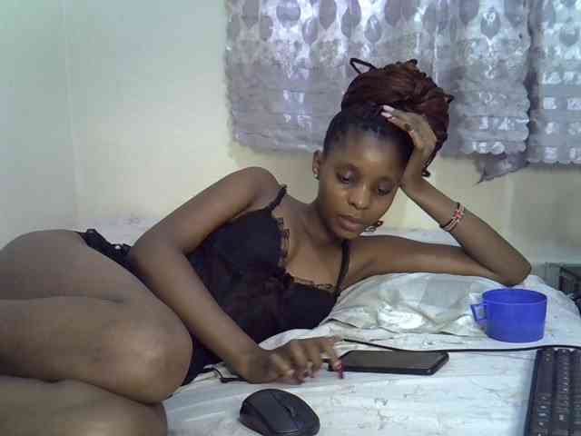 Ebonysly webcam