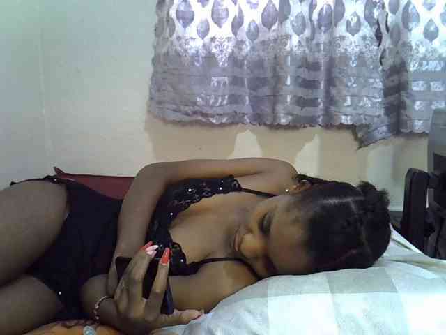 Ebonysly webcam