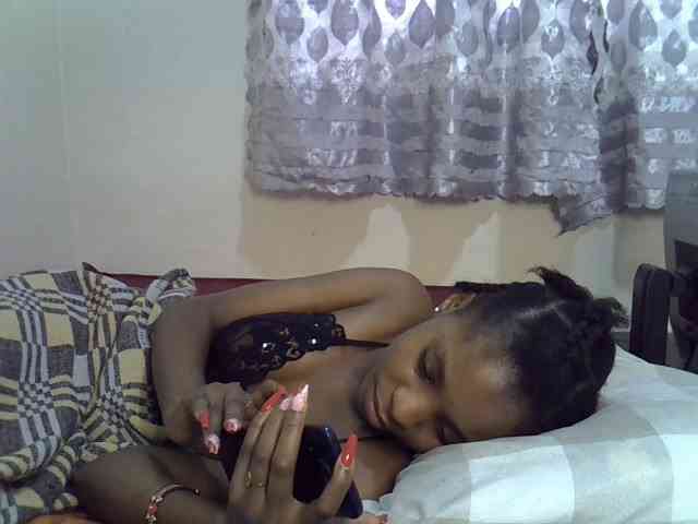 Ebonysly webcam
