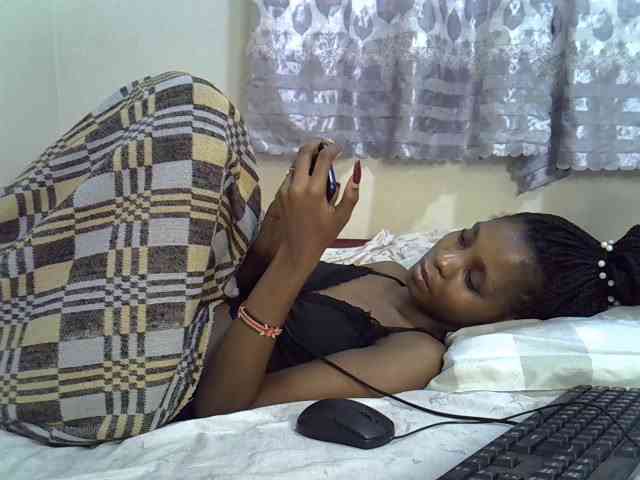 Ebonysly Ebonysly
