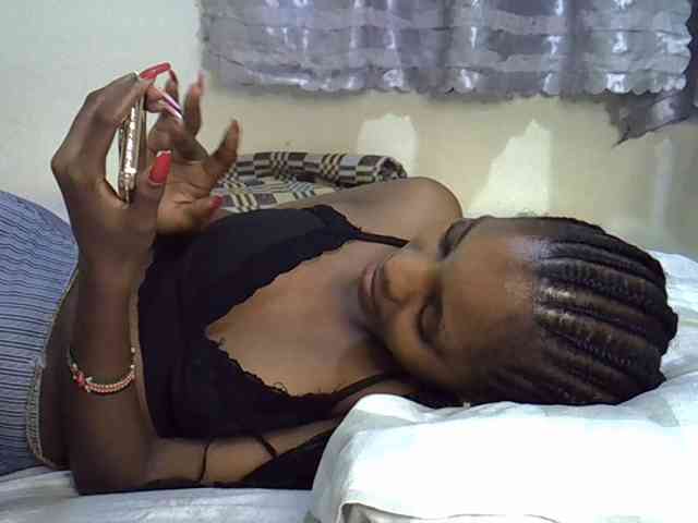 Ebonysly webcam