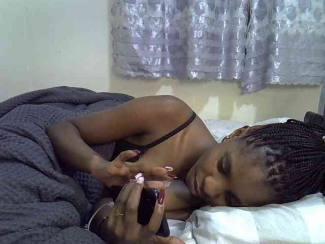 Ebonysly webcam