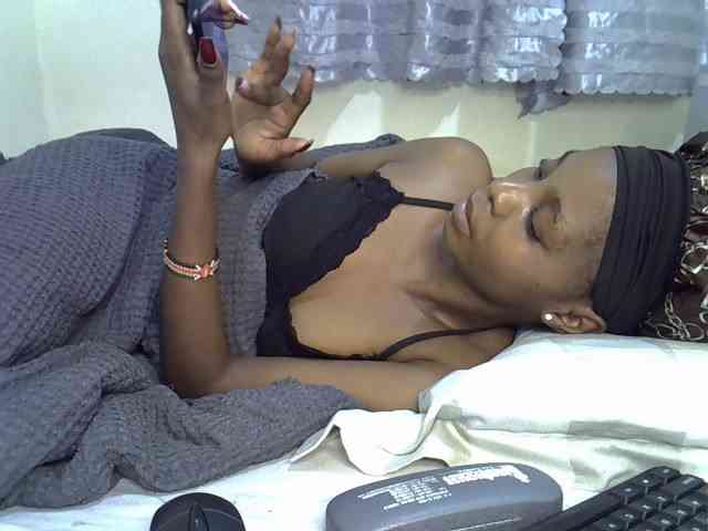 Ebonysly webcam