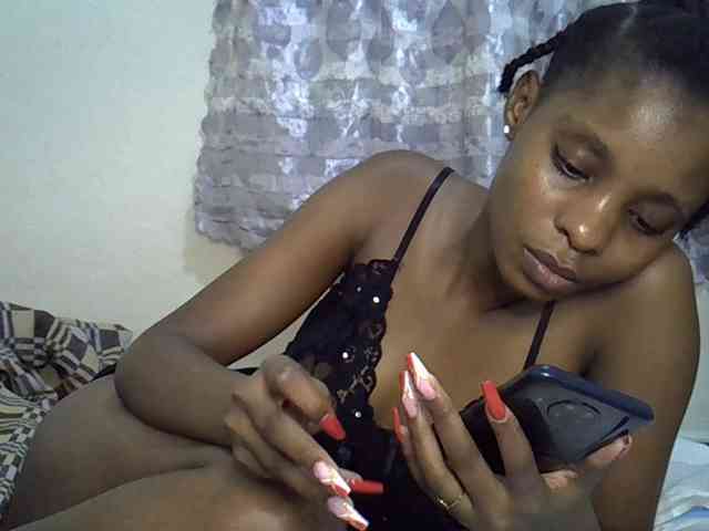 Ebonysly webcam