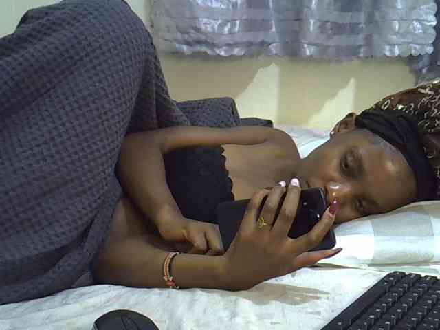Ebonysly webcam
