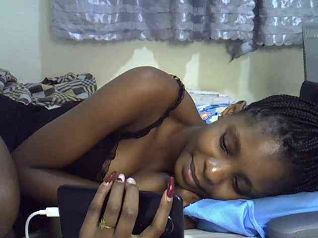 Ebonysly webcam