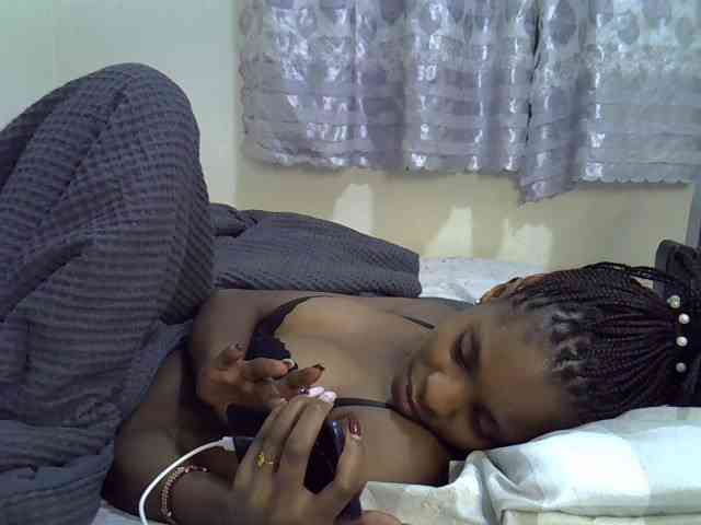 Ebonysly webcam