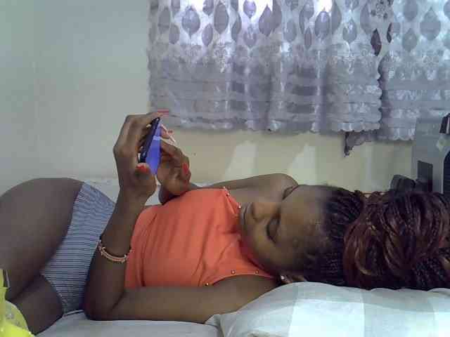 Ebonysly - Girl 