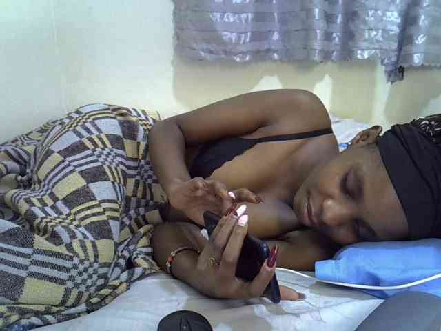 Ebonysly