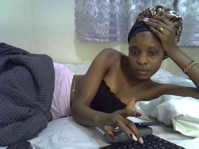 Ebonysly webcam