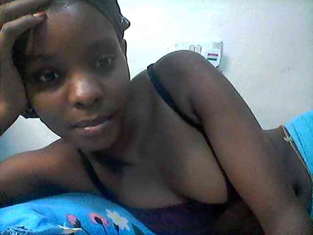 Ebonysly Sex Cam Show