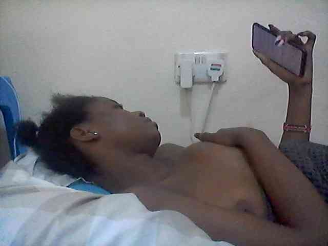 Ebonysly webcam