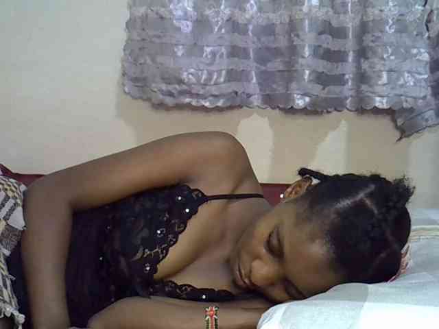 Ebonysly webcam