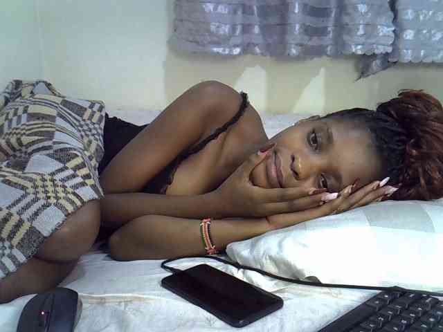 Ebonysly webcam