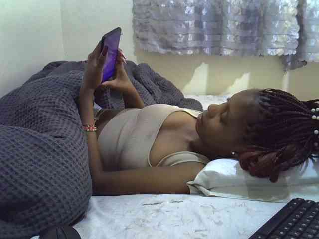 Ebonysly webcam