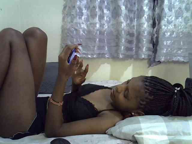 Ebonysly webcam