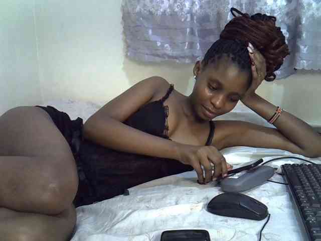 Ebonysly webcam