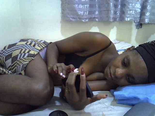 Ebonysly webcam