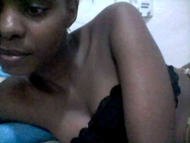 Ebonysly webcam