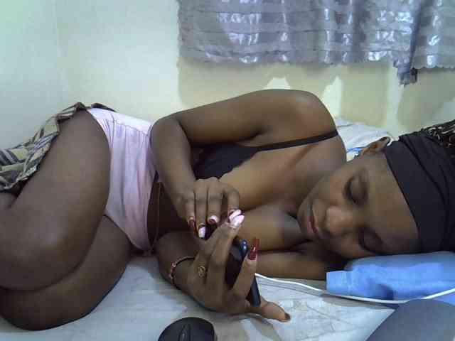 Ebonysly webcam