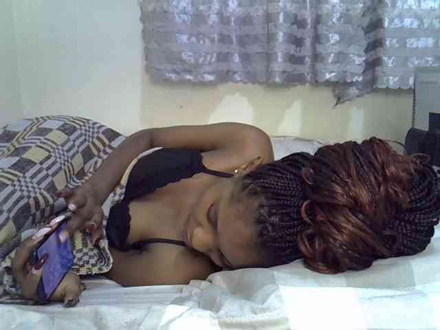 Ebonysly webcam