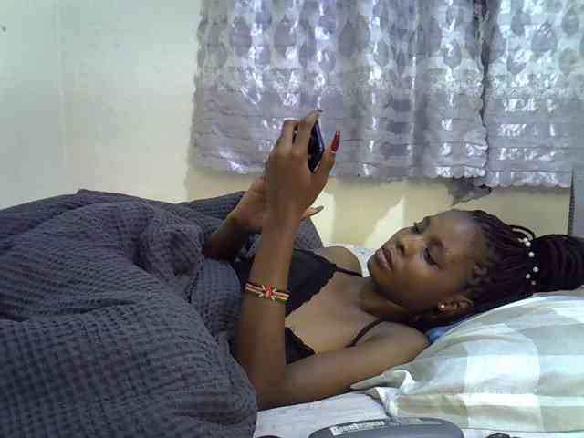 Ebonysly webcam