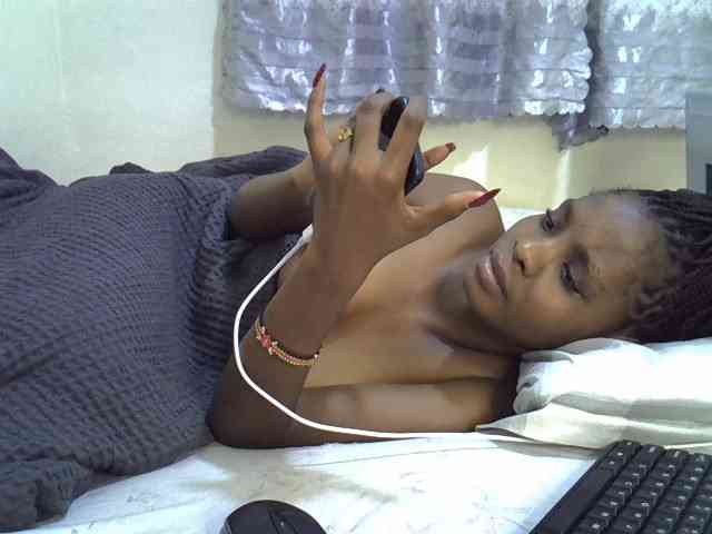 Ebonysly webcam