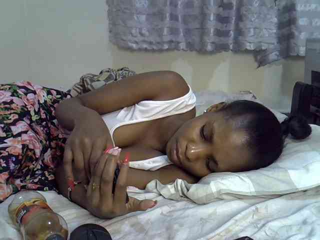 Ebonysly Ebonysly