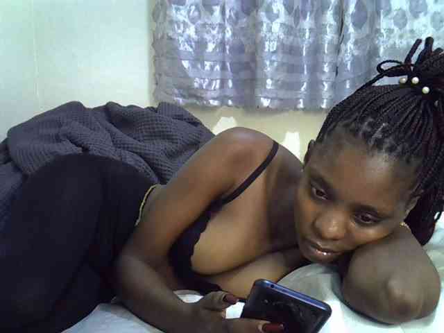 Ebonysly webcam