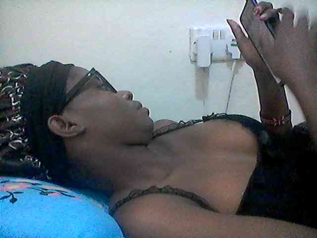 Ebonysly webcam