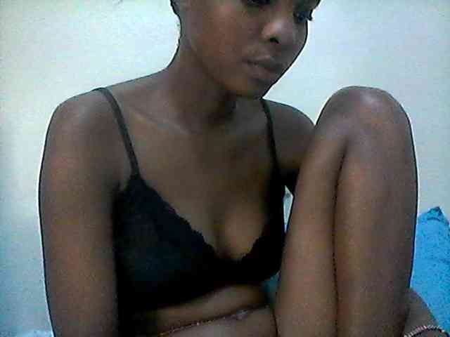Ebonysly webcam