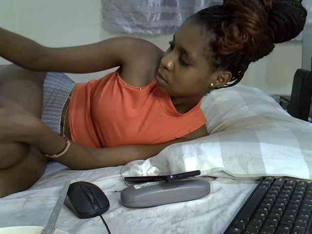 Ebonysly webcam