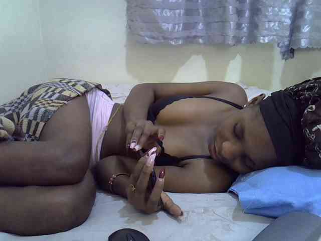 Ebonysly webcam
