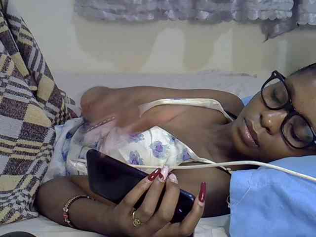 Ebonysly webcam
