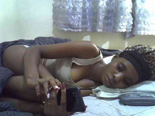 Ebonysly Ebonysly