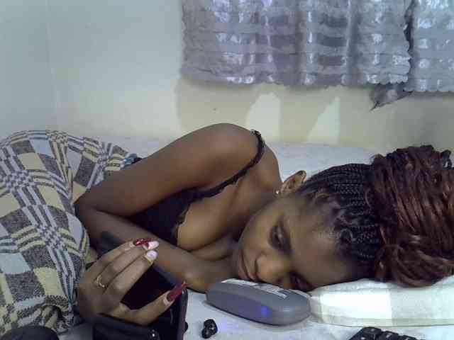 Ebonysly webcam