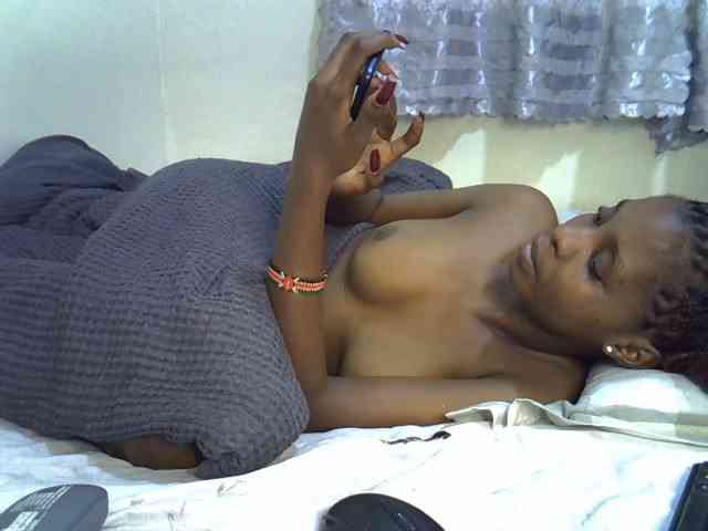 Ebonysly webcam