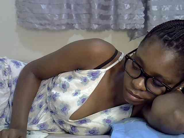 Ebonysly webcam