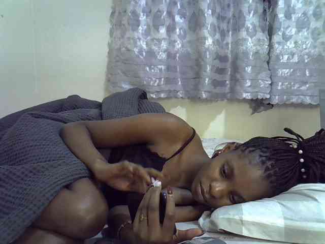 Ebonysly webcam