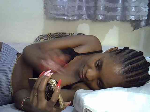 Ebonysly webcam
