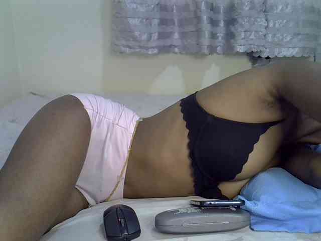 Ebonysly webcam