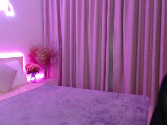 SofiSlowBurn live cam on BongaCams