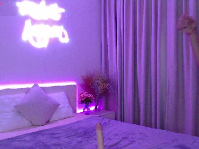 SofiSlowBurn live cam on BongaCams