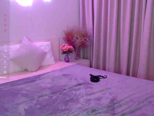 SofiSlowBurn webcam