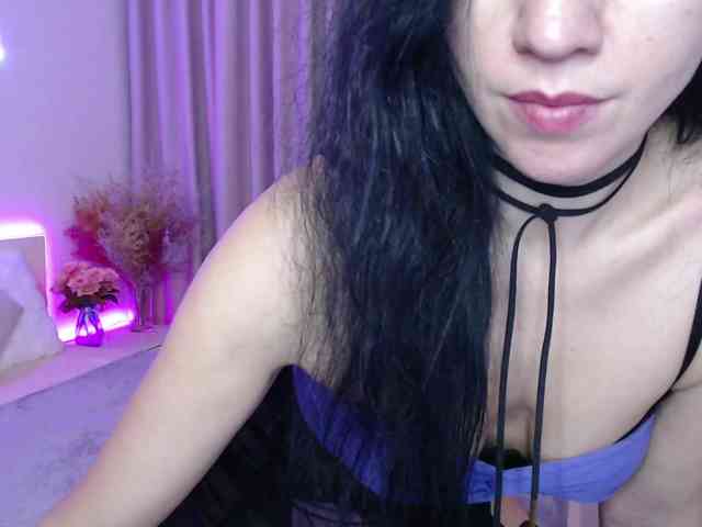 SofiSlowBurn webcam